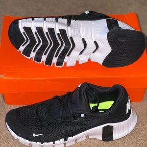 Women’s Nike Free Metcon 4, 9.5-black